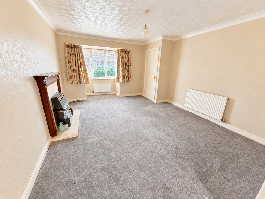 Charnwood Road, Corby, NN17 1XS photo 2