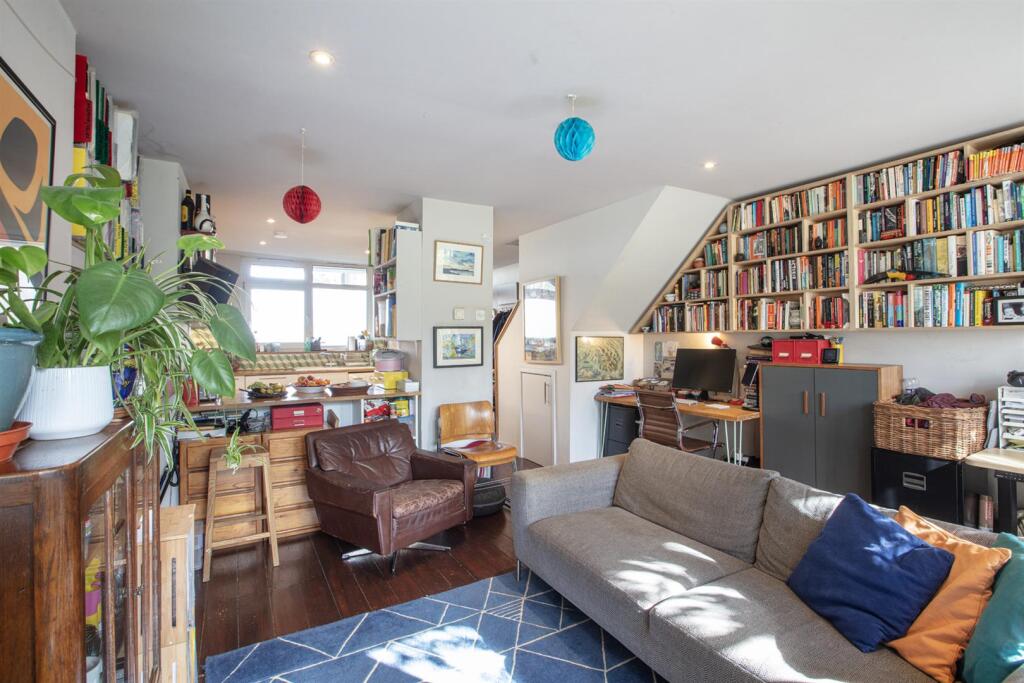 Apartment in London, Denmark Hill, Camberwell - View 3