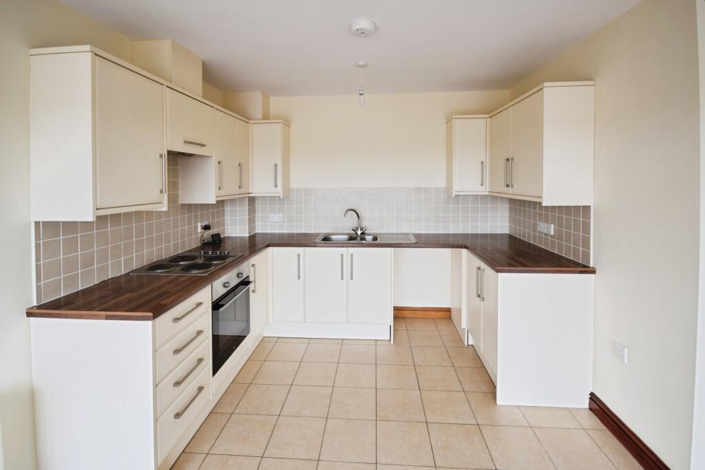Belton Park Road, Skegness, PE25 photo 2