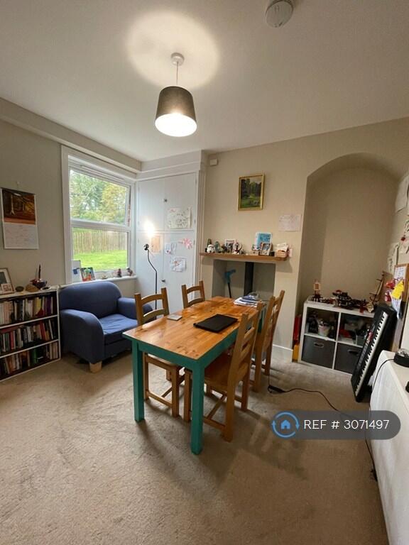 House in Brighton - View 4
