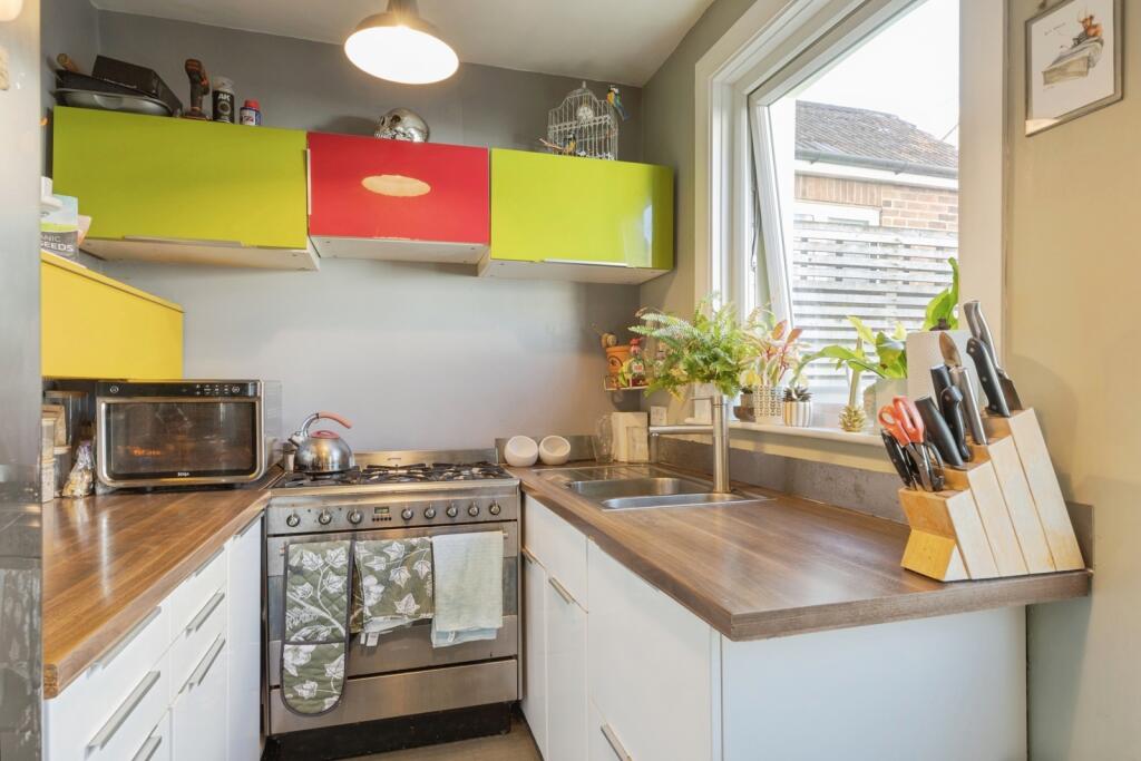 House in Tunbridge Wells, Kent - View 4