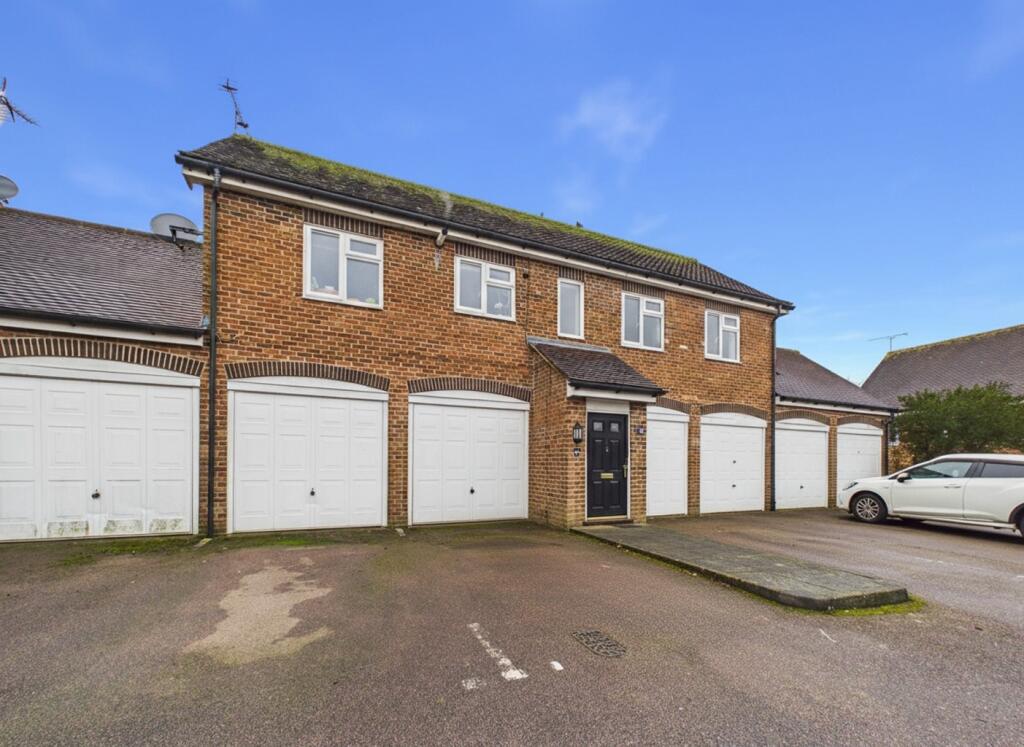 Kennedy Close, London Colney, St. Albans, Hertfordshire, AL2 1GR