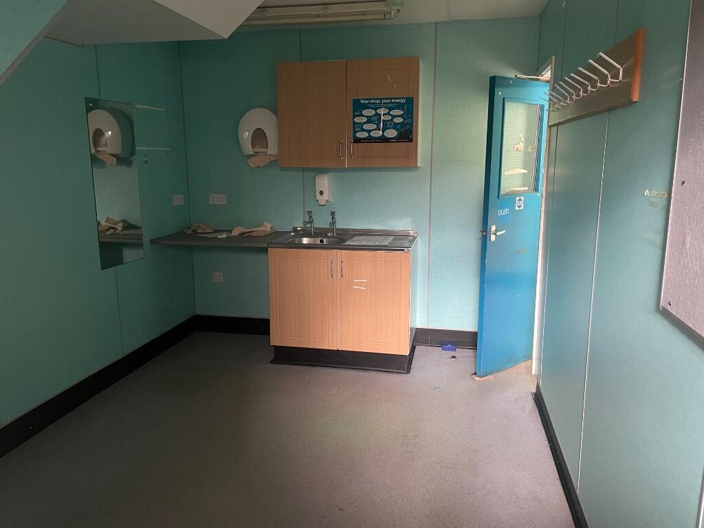 Additional image 5 of 16 Broadway, Accrington, Lancashire, BB5 1EY