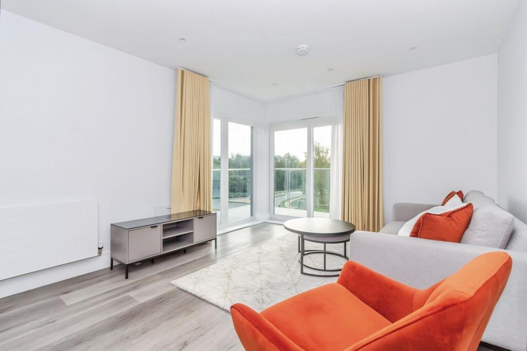 Fairhaven Drive, Reading, RG2 - View 2