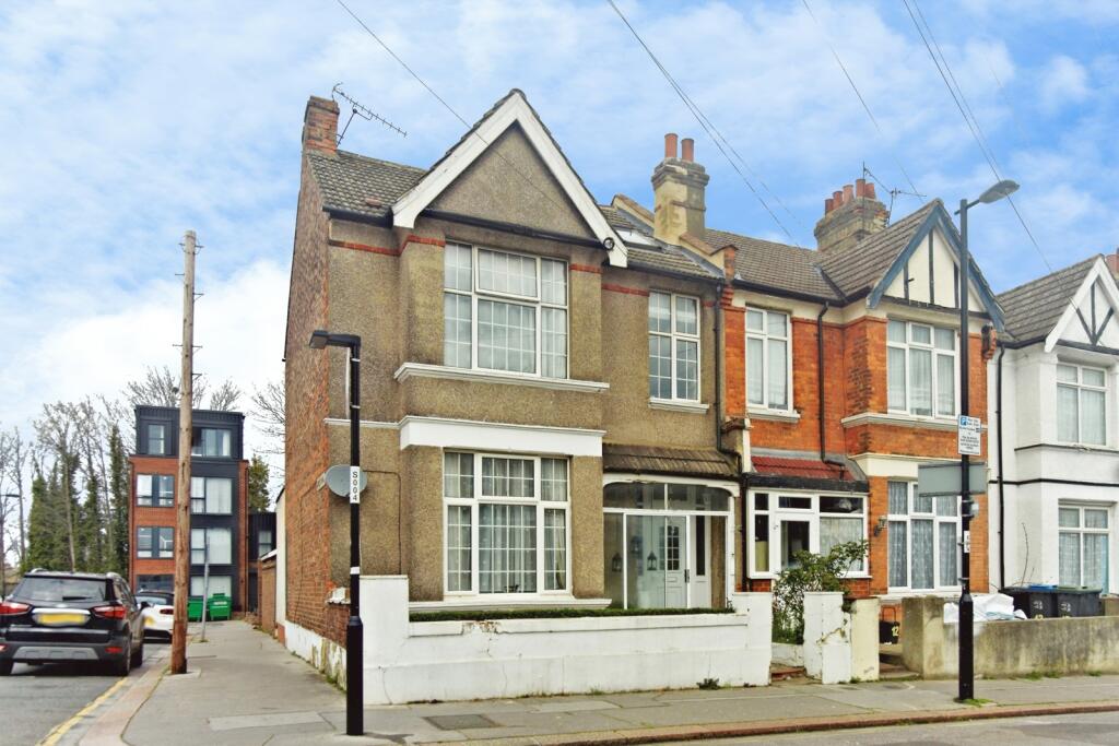 Main image of property: Roche Road, London, SW16