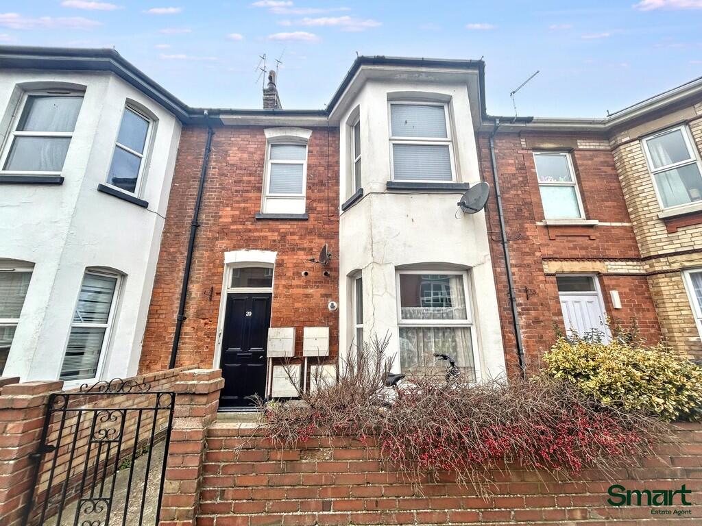 1-bed flat on Imperial Road, Exmouth, £150,000