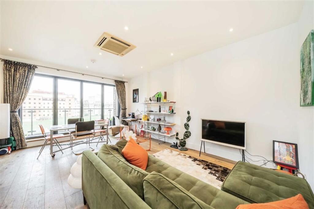 Main image of property: City Road, London