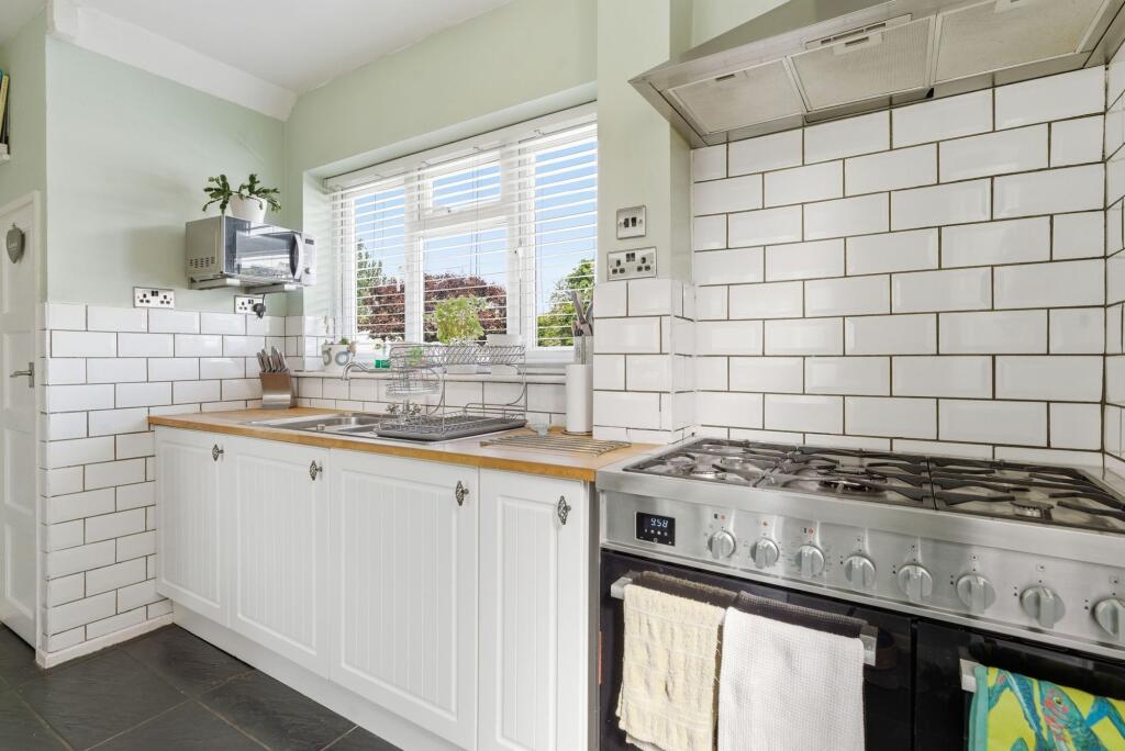 Summerlands Road, Weston-Super-Mare, BS23 photo 3