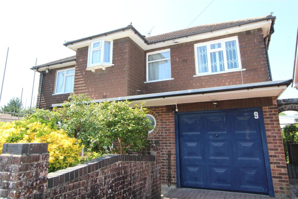Main image of property: The Causeway, Petersfield, Hampshire, GU31