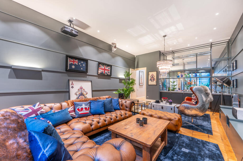 House in London - View 4