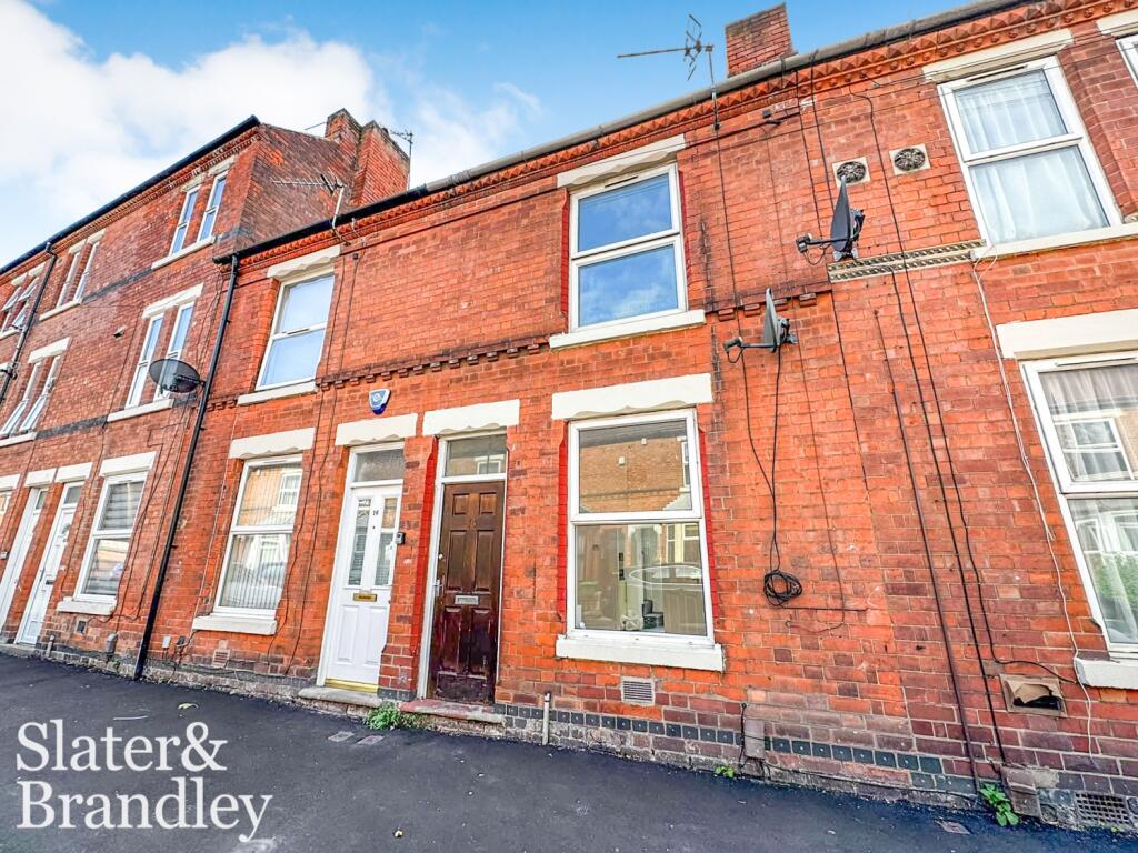 Main image of property: Wilford Crescent East, Nottingham, Nottinghamshire, NG2