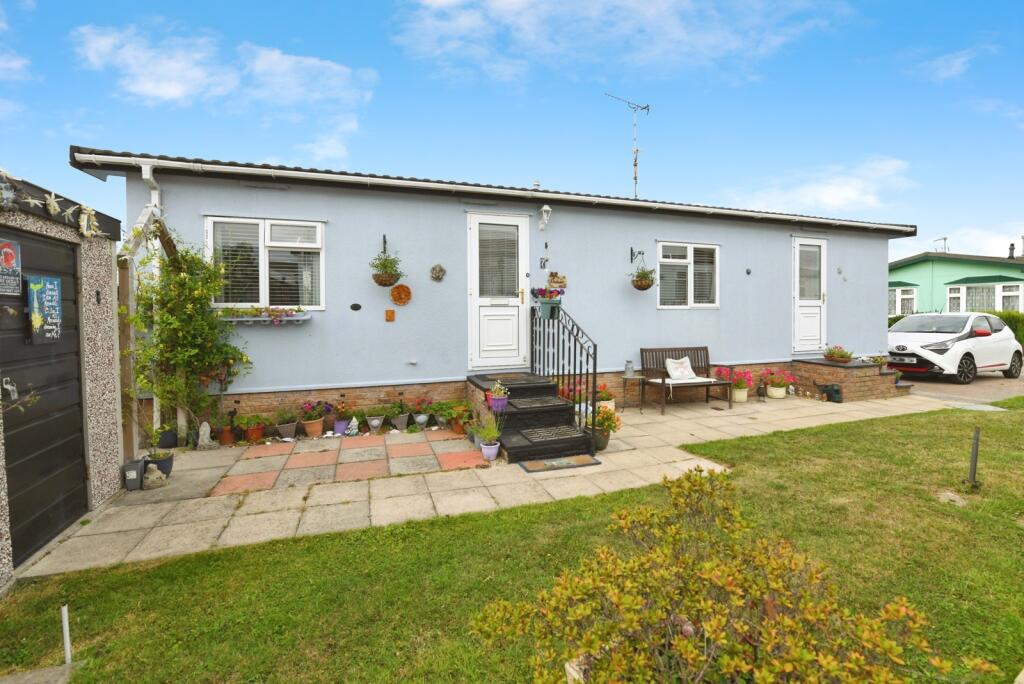 Main image of property: Horseshoe Lawns, Tower Park, Hullbridge, Hockley, SS5