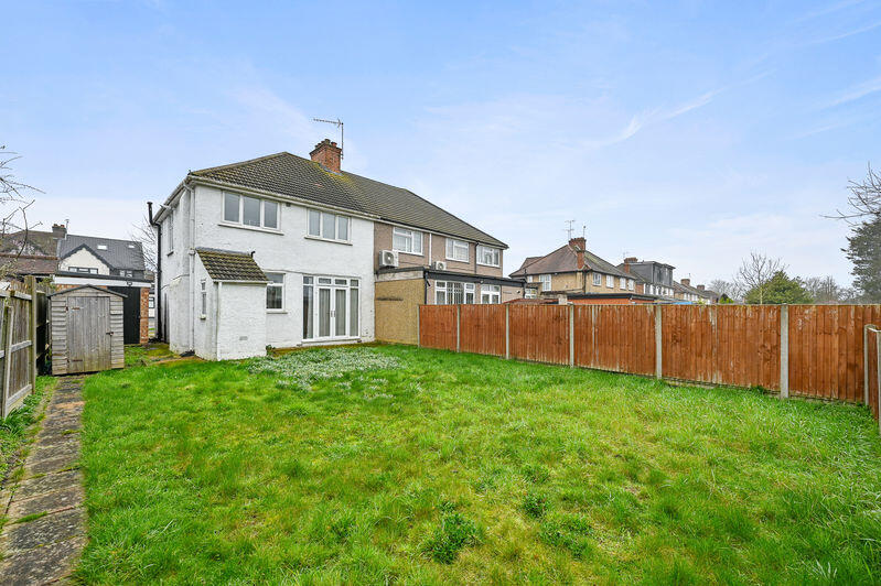 House in Harrow - View 5