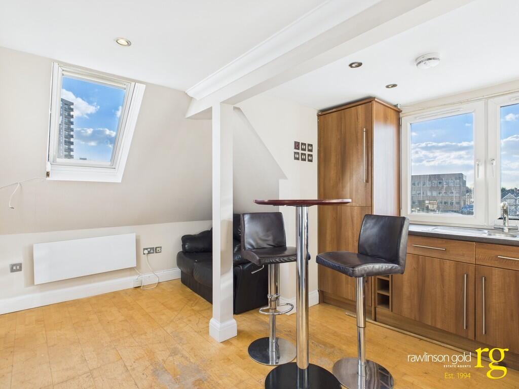 Studio flat for rent