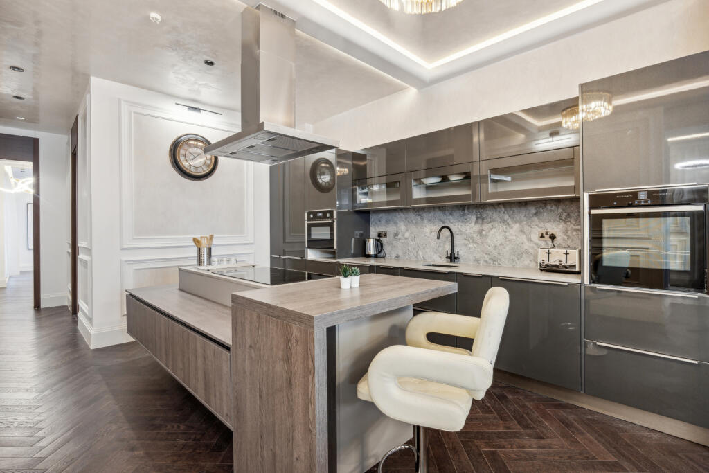 3 bedroom flat for rent