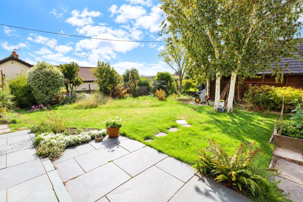 House in Taunton - View 4