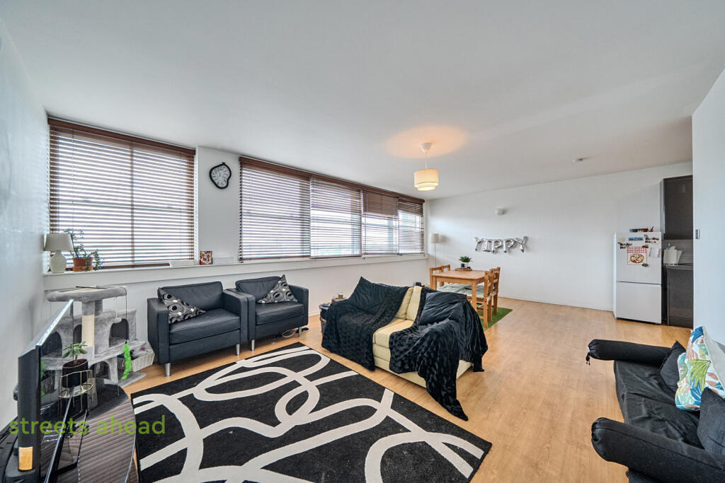 Main image of property: Whitehorse Road, Croydon, CR0
