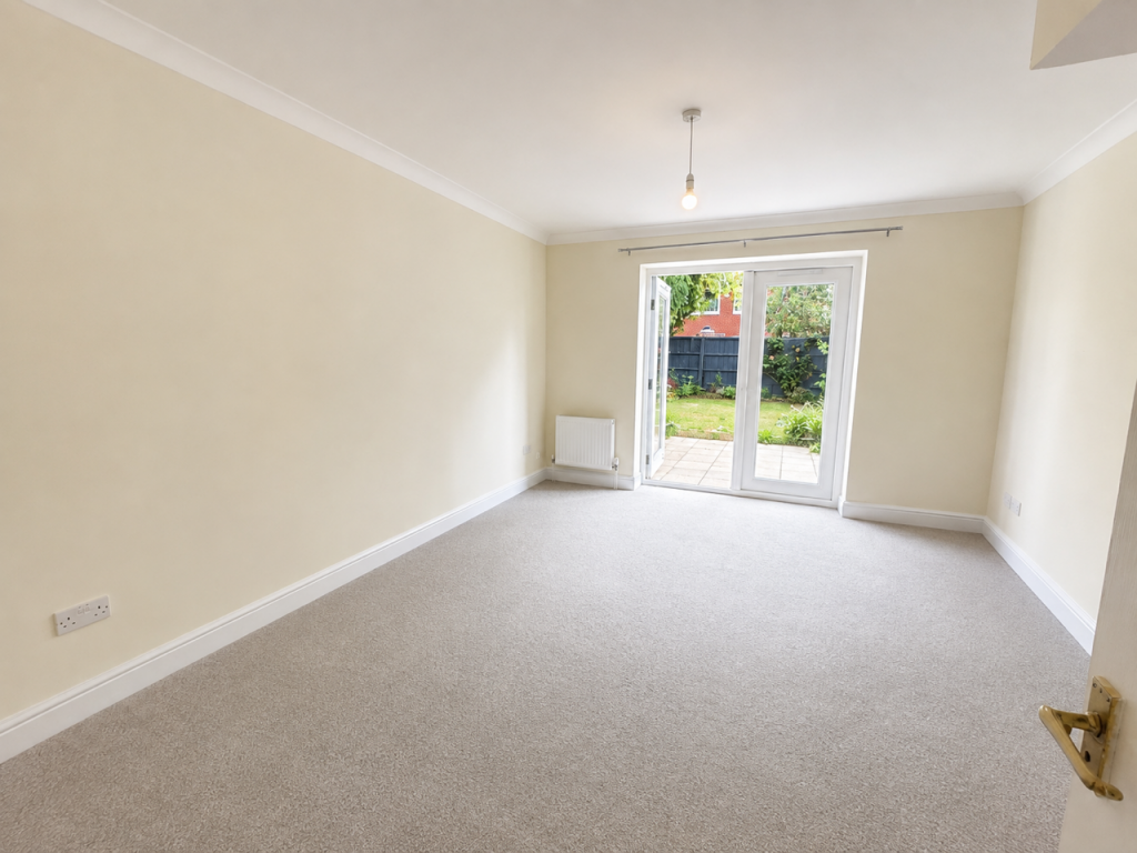 House in Worcester - View 2
