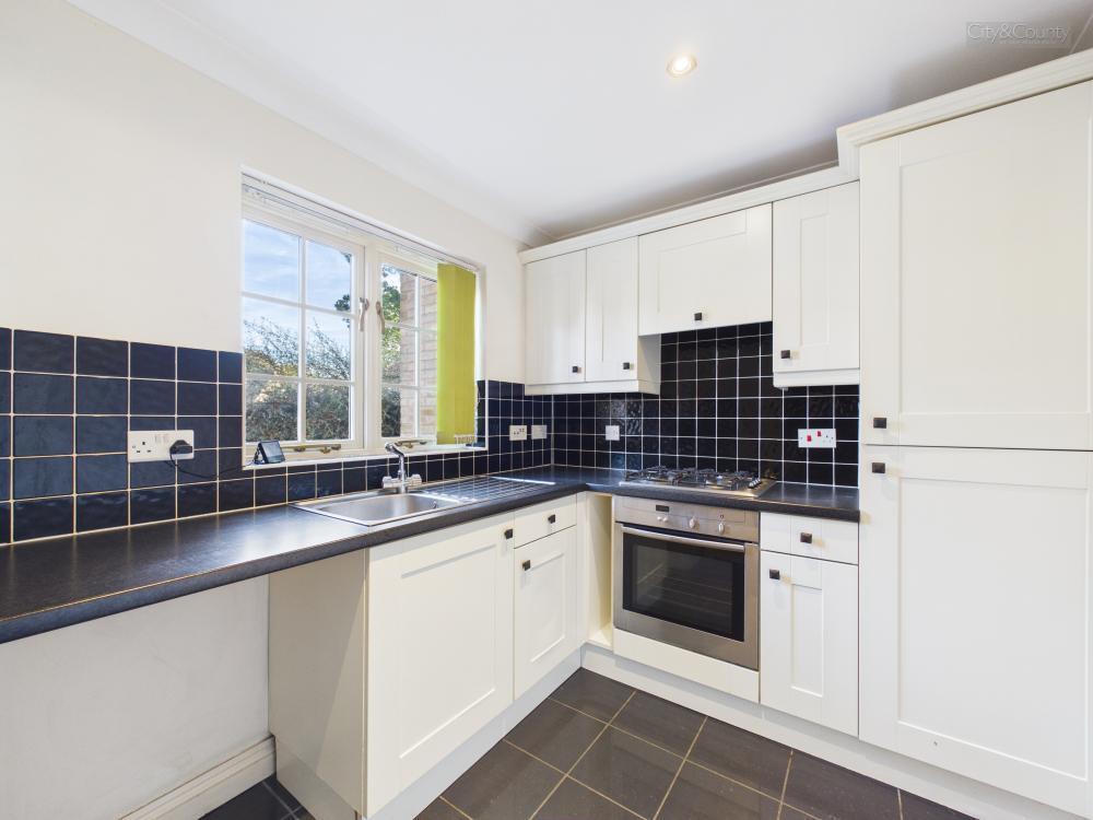 House in Peterborough - View 4