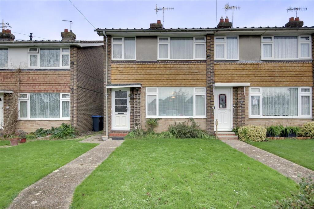 3-bed house on Walton Close, Worthing, BN13, £278,000