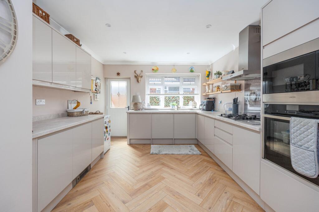 House in Walsall, Wallington Heath - View 4
