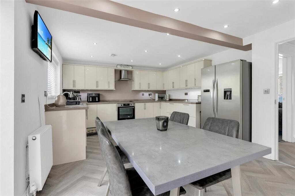 House in Stockton-on-Tees - More