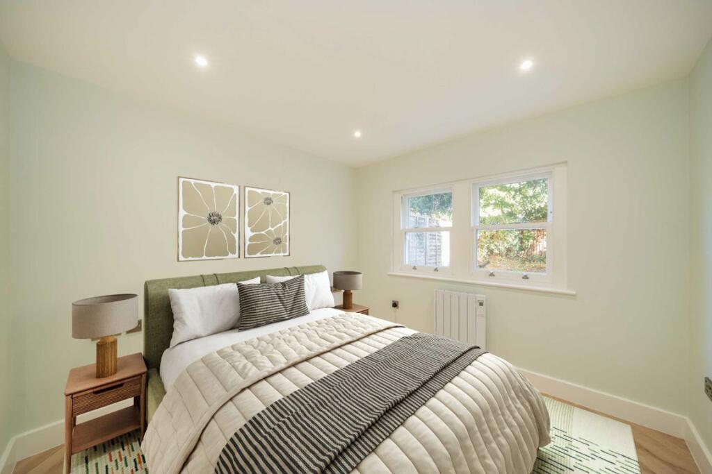 Apartment in London - View 5