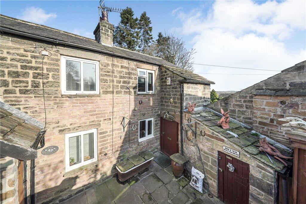 1-bed terraced on Main Street, East Keswick, Leeds, West Yorkshire, £235,000
