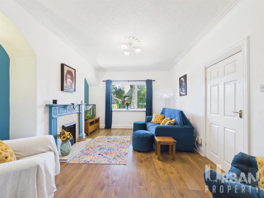 Lilac Avenue, Garden Village, Hull - View 2