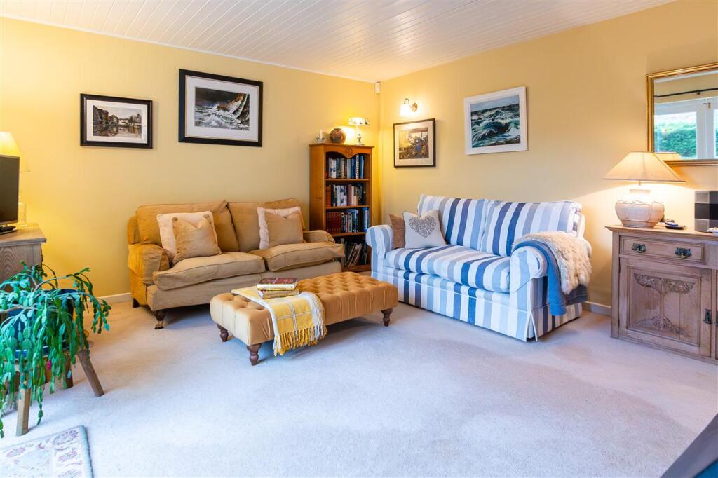 House in Little Haven, Talbenny Cross, The Havens - View 5