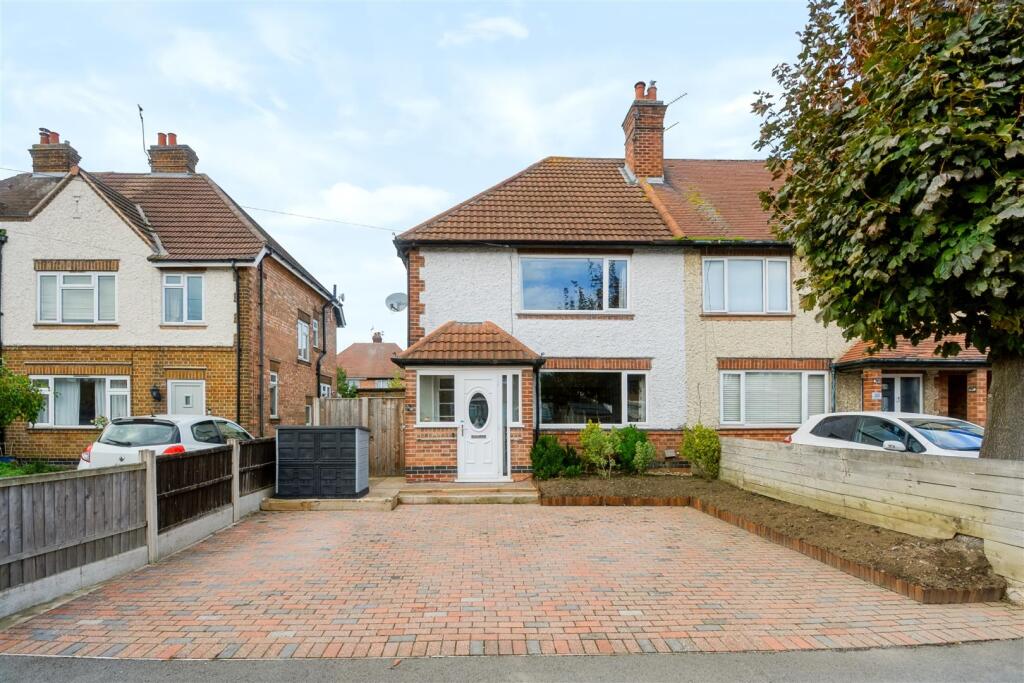 3-bed semi-detached on Northfield Avenue, Sawley, £250,000