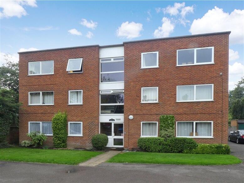Lower Luton Road, Harpenden, AL5