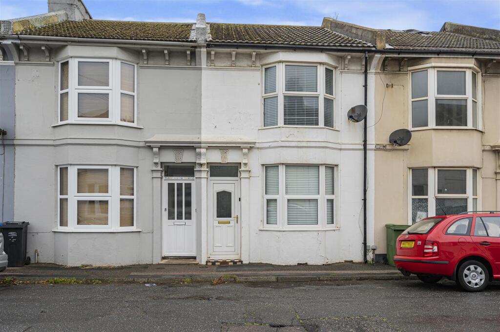 3-bed terraced on Norton Terrace, Newhaven, £269,950