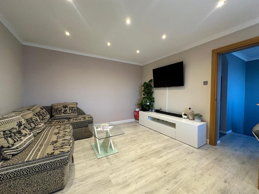 Preston Court,  Kings Avenue, Holland-on-Sea, Clacton-on-Sea photo 4