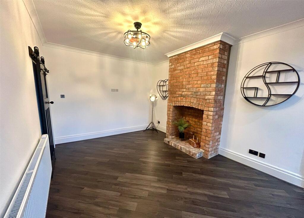 Oldham Road, Ashton-under-Lyne, Greater Manchester, OL7 photo 3