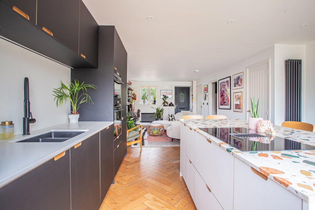 House in Tetbury - View 5