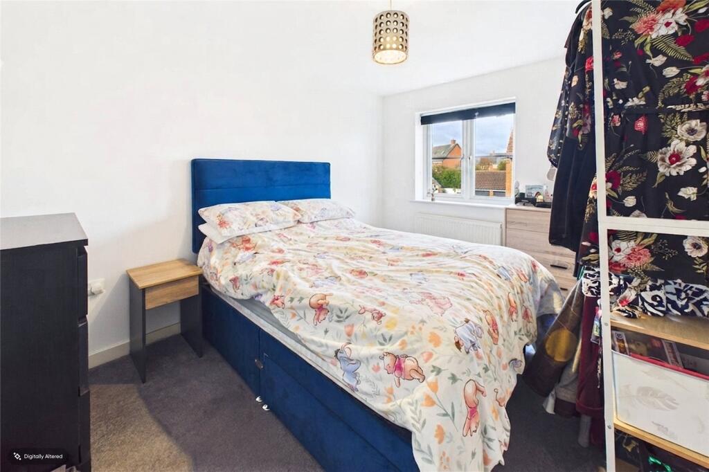 Apartment in Northampton - View 5