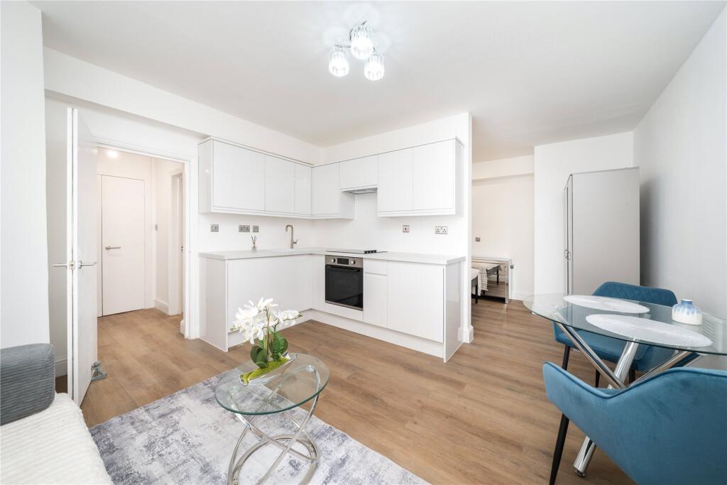 Apartment in London, Royal Borough of Kensington and Chelsea - View 3