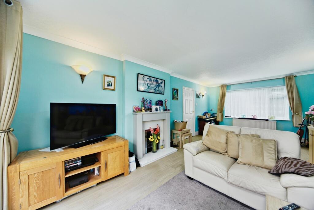 House in London - View 3