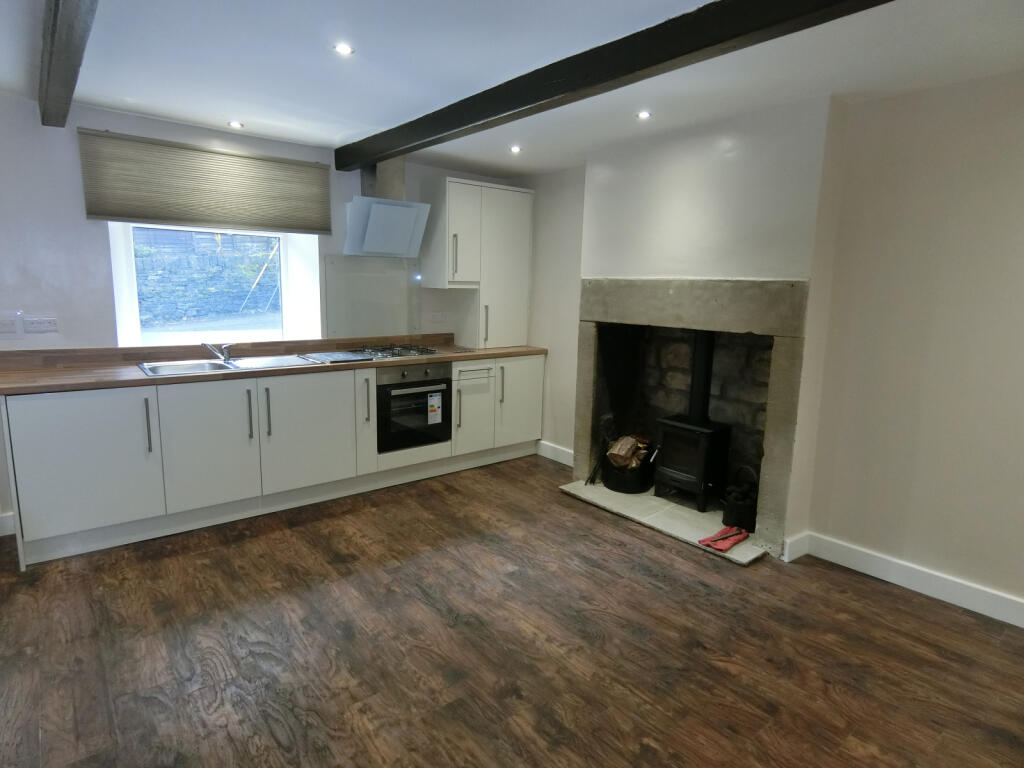 House in Holmfirth, Magdale, Honley - View 3