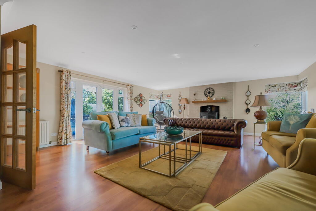 House in Luton, Great Billington - View 3