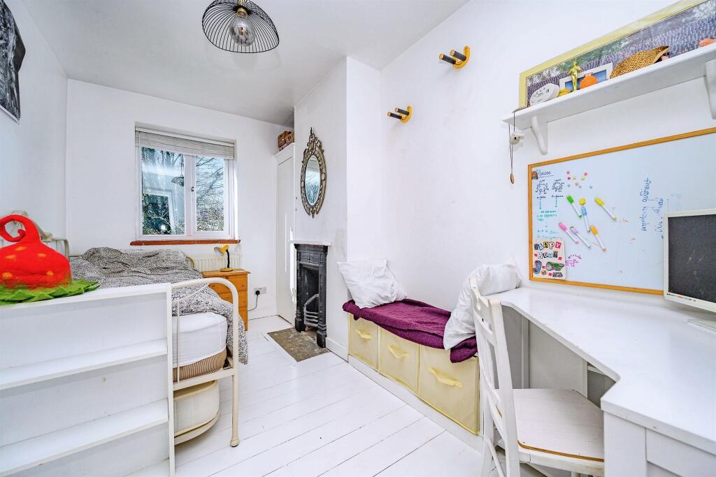 Additional image 13 of Watling Street, Park Street, St. Albans