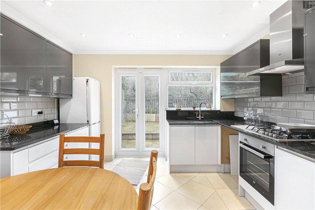 House in London - View 4