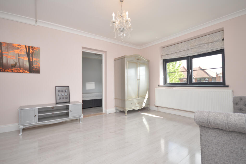 Main image of property: Wincanton Gardens, Ilford, IG6 2BP