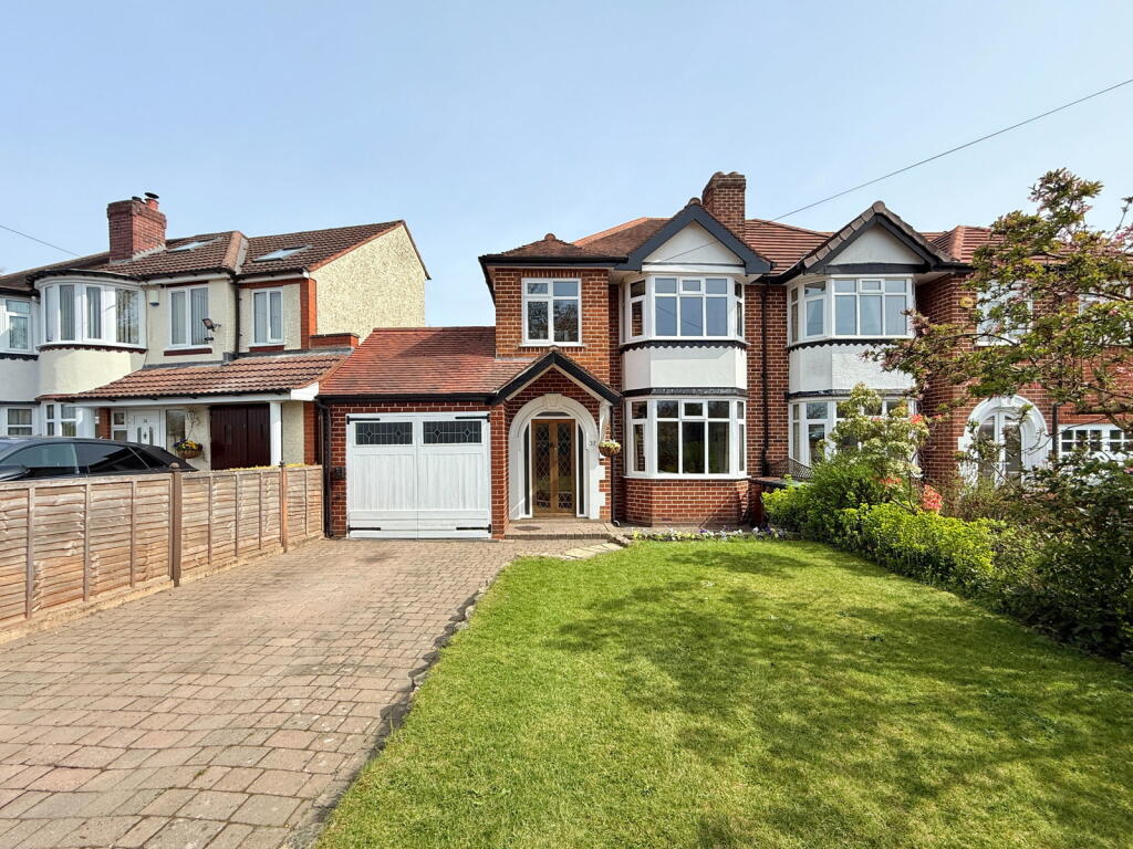 Main image of property: Middle Lane, Kings Norton, B38 0DY