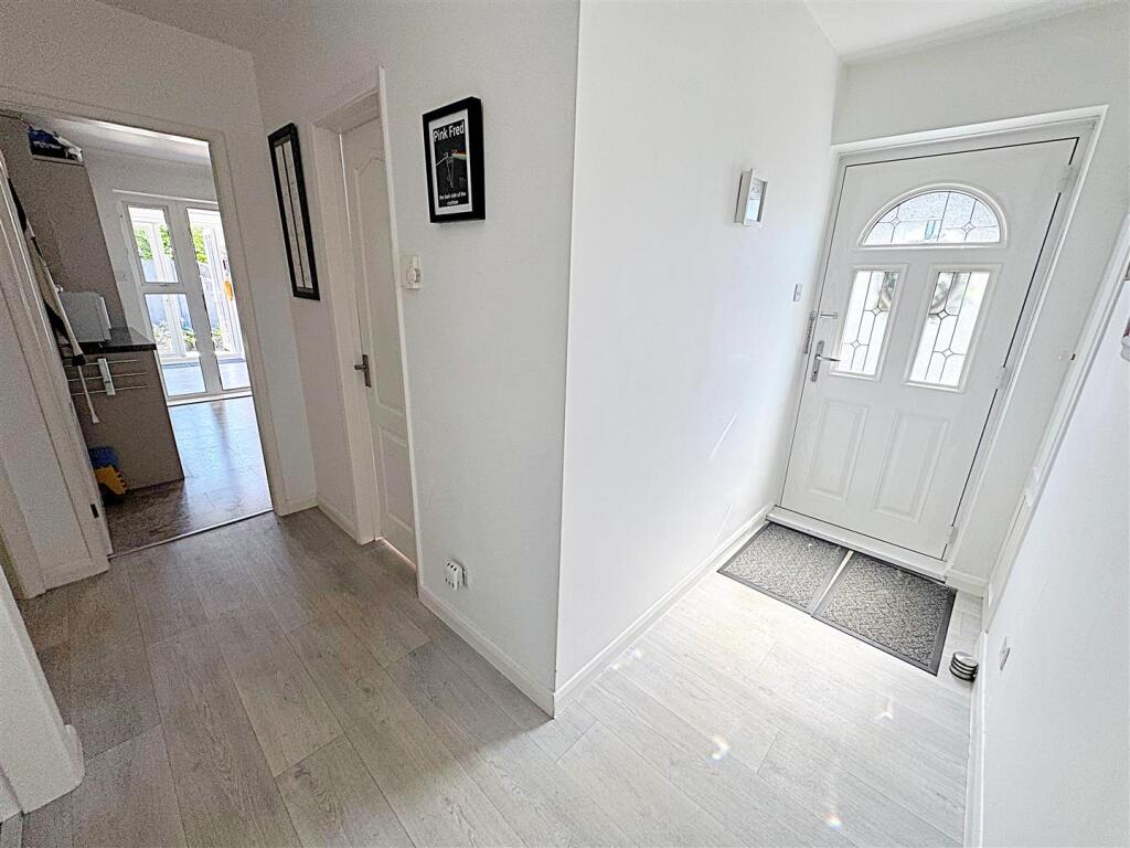 Keith Crescent, Laceby, Grimsby, N.E. Lincs, DN37 7HQ photo 3