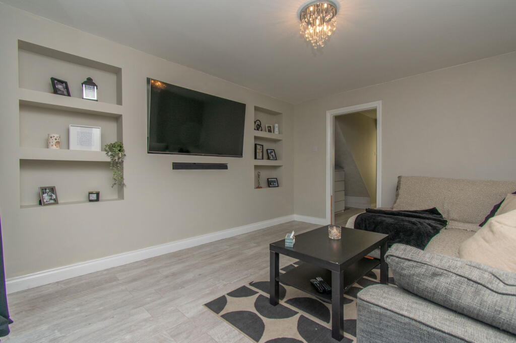 Heighton Crescent, Littlethorpe, Leicester, LE19 2JN photo 4