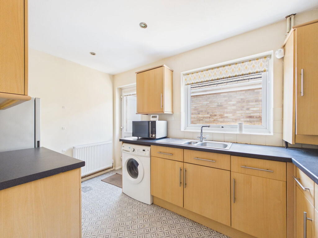 House in Worthing, West Sussex - View 4