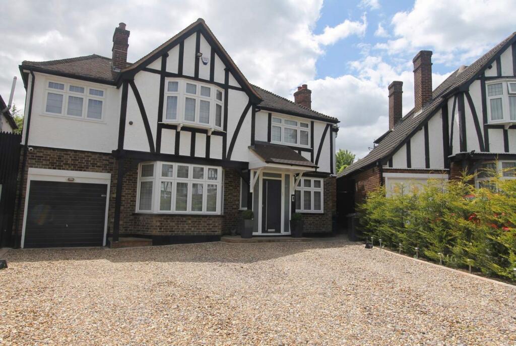 Main image of property: Oakleigh Gardens, Edgware, HA8