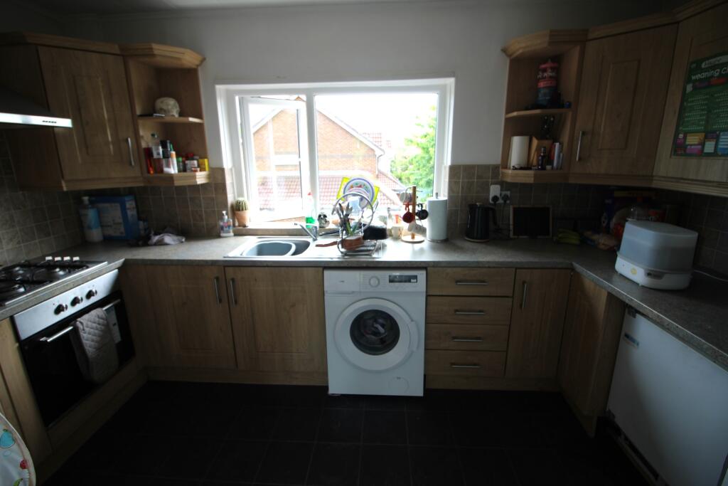 Dale Square, Royton, OL2 photo 2